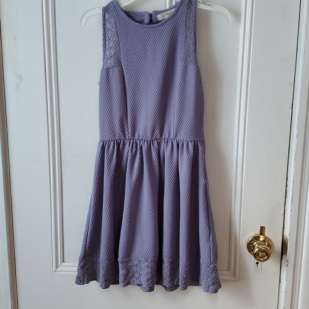 Cute sleeveless dress 